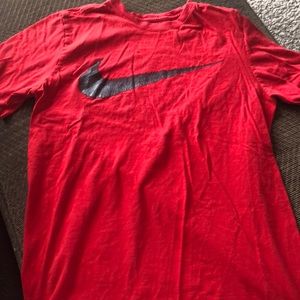 Nike swoosh t Shirt